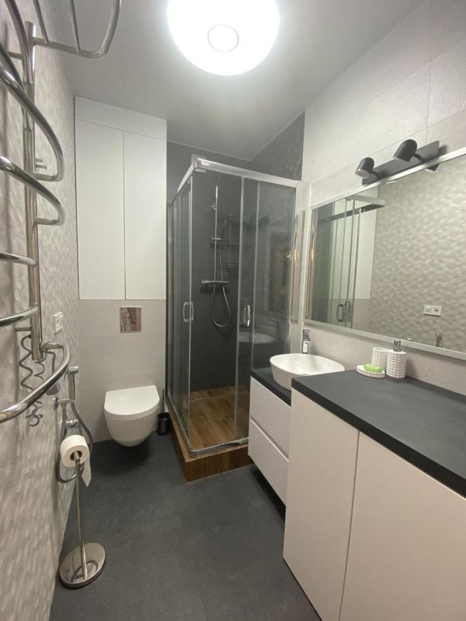 Nyvky Like Home - Fayna Town - Apt 398 キエフ エクステリア 写真